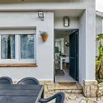 Casa En Reformada * Begur